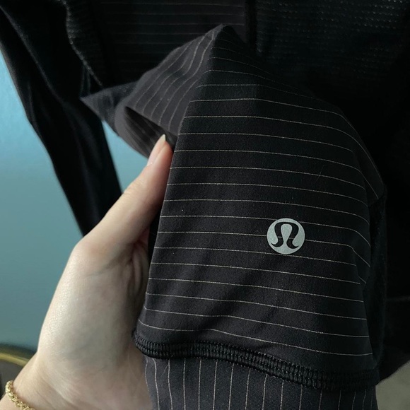 Lululemon Black Quarter Zip Jacket - Picture 4 of 6